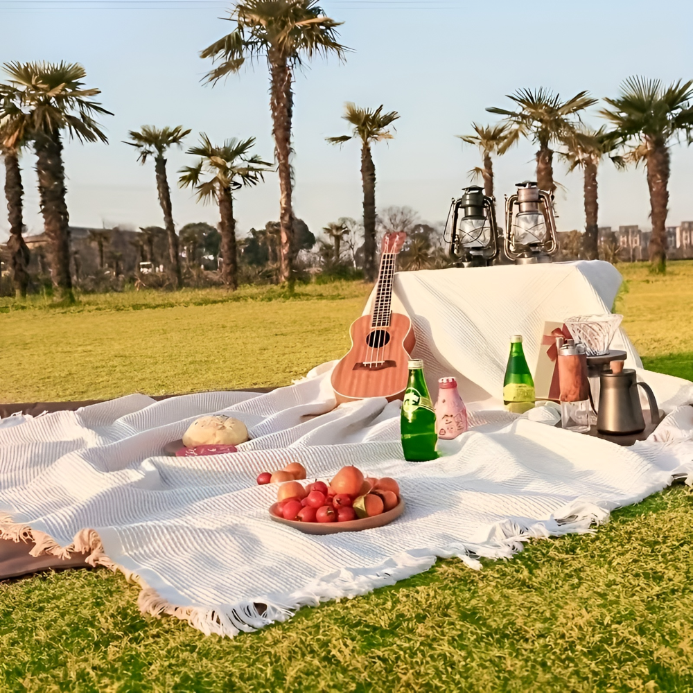 Waterproof Picnic Blanket | Spacious Outdoor Mat | Lightweight and Foldable