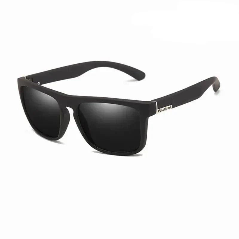 Sportliche Sonnenbrille mit UV400 Schutz und Polarisierung