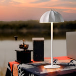 Elegante LED Stehlampe mit Touch-Steuerung und dimmbarer Helligkeit