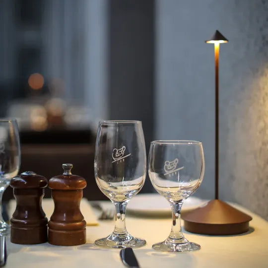 PureGlow | Elegante dimmbare LED Tischlampe - Wasserdicht und kabellos