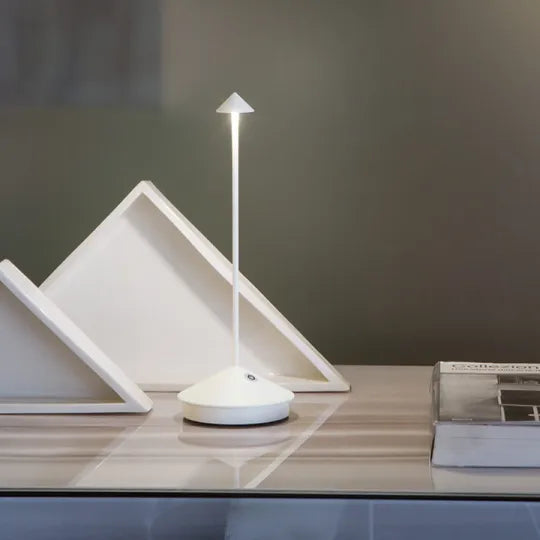 PureGlow | Elegante dimmbare LED Tischlampe - Wasserdicht und kabellos