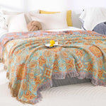 Comfortable, reversible Bohemian-style cotton blanket