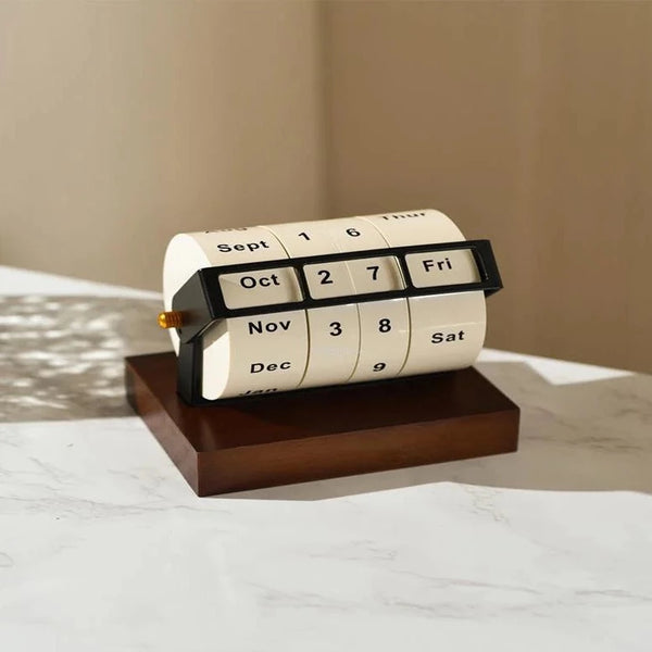 Eleganter Rotierender Holzkalender – Zeitloser Schreibtischkalender