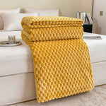 Wohlfühl-Decke – Komfortable Samtdecke für Sofa und Bett