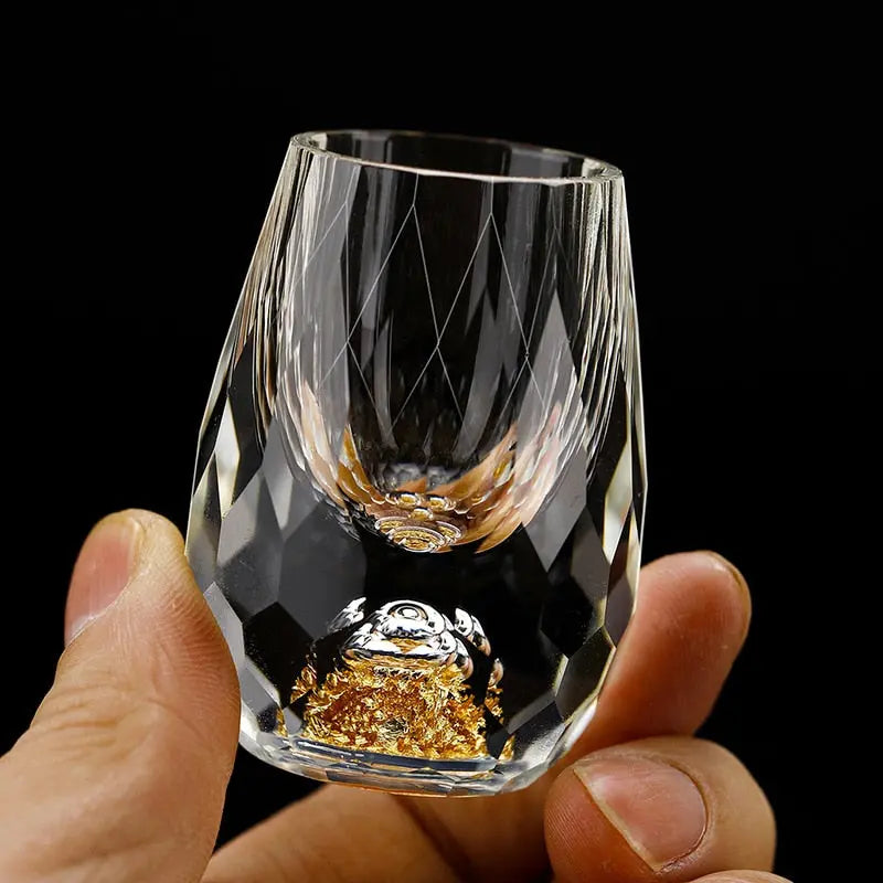 Whiskyglas Voltyx aus AurumGlass – Zeitloses Design