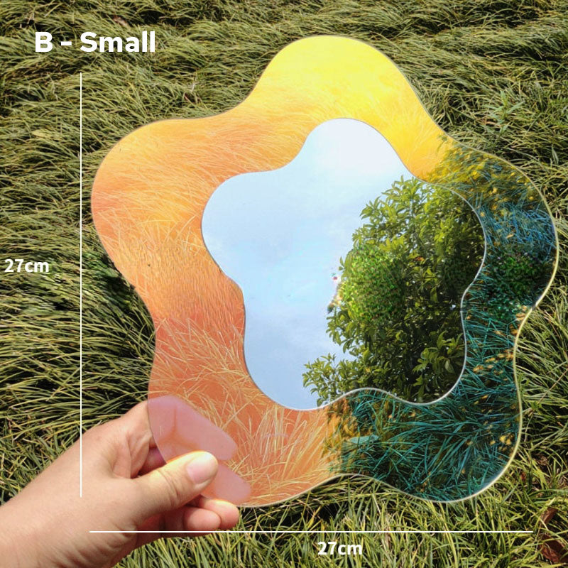 Flower-shaped acrylic mirror with prism effect