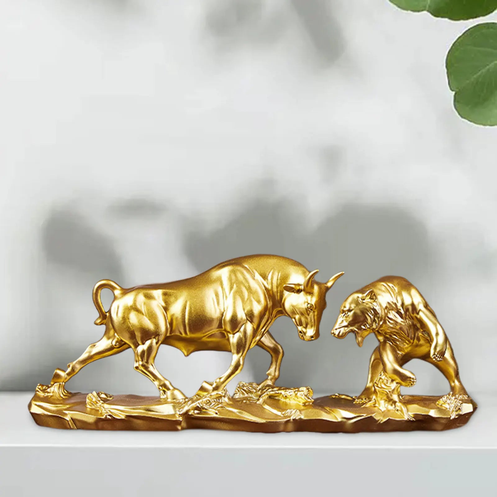 Stylish Animal Sculpture: Bull and Bear in Battle