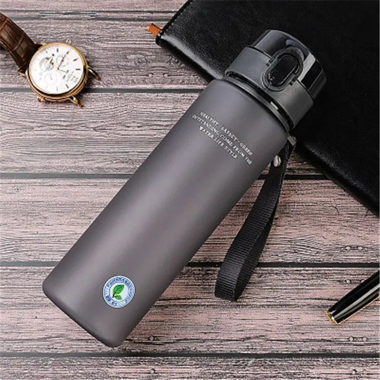DraagDrink Wasserflasche – Auslaufsicher und BPA-frei für Sport, Arbeit und Reisen