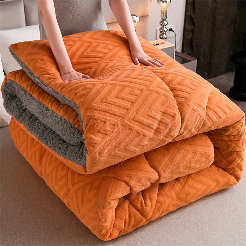 Gemütliche Winterdecke aus Sherpa mit integriertem Quiltkern