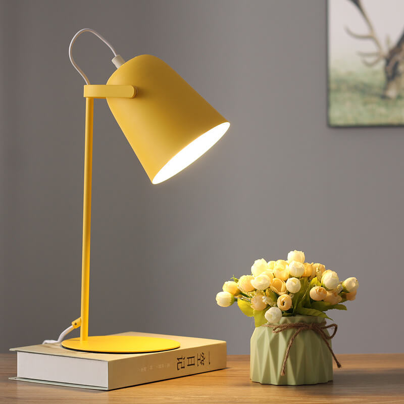 Bunte Tischlampe im Eimerdesign – Kreatives modernes Licht