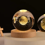 Sternenlicht Universumslampe | 3D-Effekt | Beruhigendes Licht | Kristall & Holz
