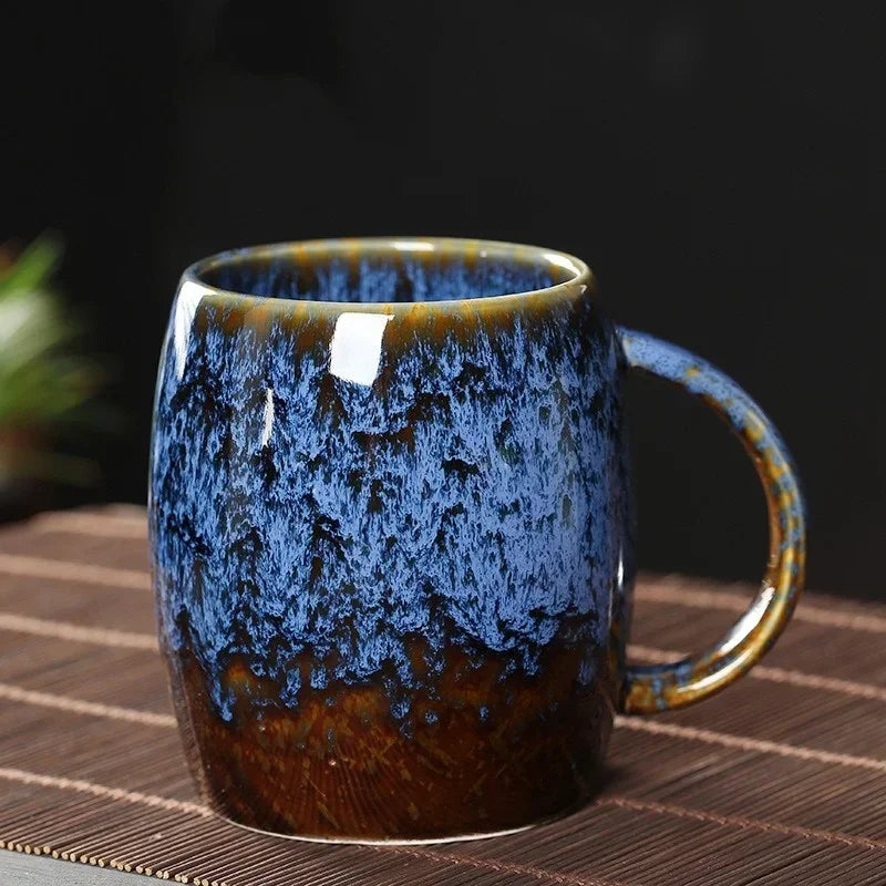 Keramiktasse in Weiß mit Athena-Motiv