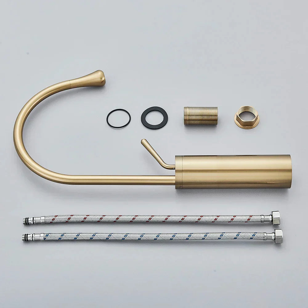 ElegantGold - Mischbatterie für Waschbecken mit goldener Oberfläche