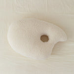 Fluffy pebble-effect cushions