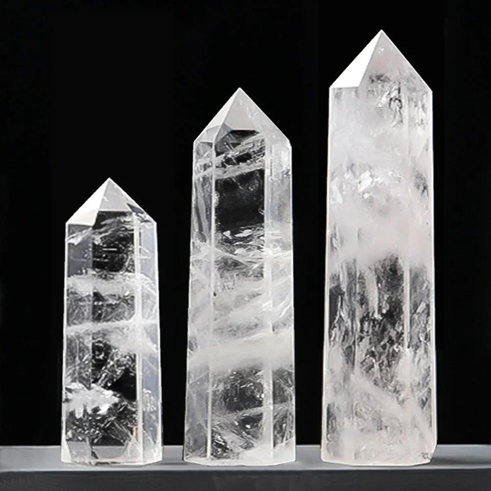 Kristallklarer Obelisk aus Naturquarz | Spirituelle Energie für dein Zuhause