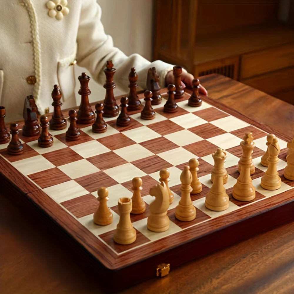 Elegant Wooden Chess Set – Tournament Board for Strategic Championships