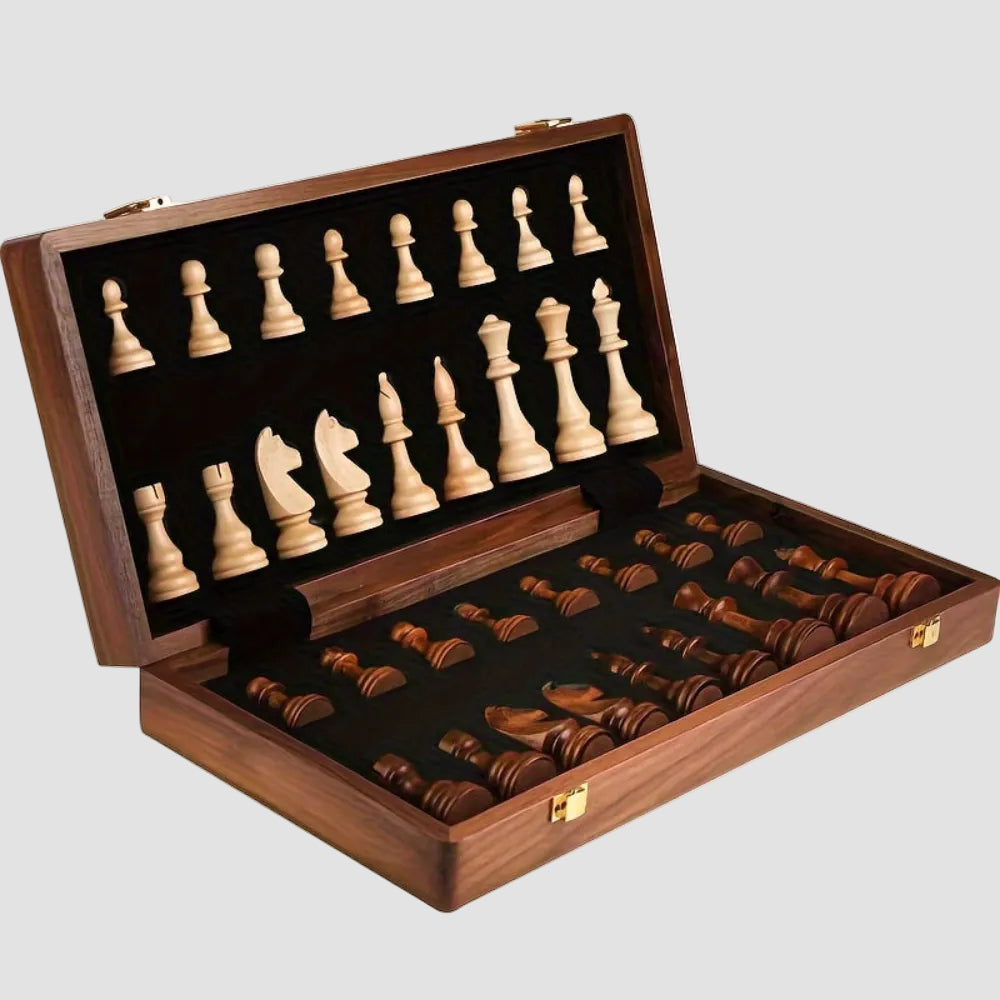 Elegant Wooden Chess Set – Tournament Board for Strategic Championships