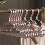 Stilvolle Kleiderbügel aus Metall für eine elegante Garderobe (5 Stück)