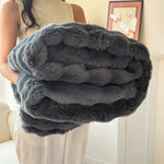 Gemütliche Kuscheldecke | Doppel-Lagig & Superweich | Pflegeleichtes Fleece