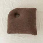 Fluffy pebble-effect cushions