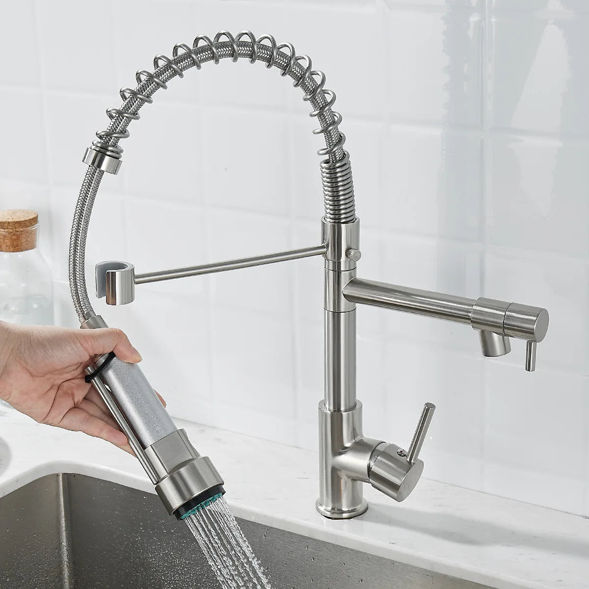 FlexiSpritz – Vielseitige Küchenarmatur mit zwei Ausgängen