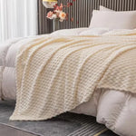 Wohlfühl-Decke – Komfortable Samtdecke für Sofa und Bett