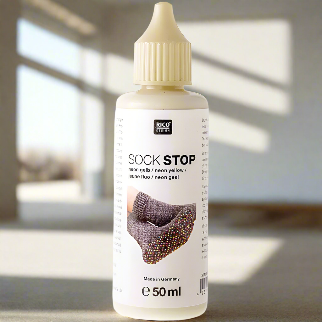 Non-slip sock layer | Secure grip for your steps | Washable textile coating for individual socks