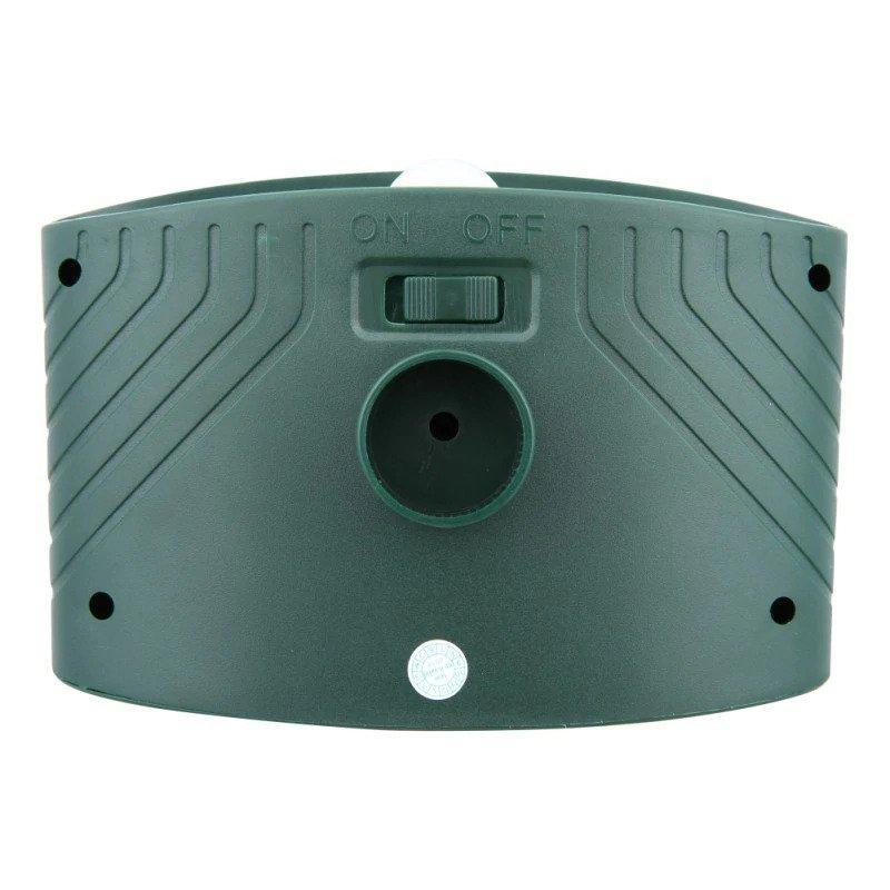 Solar-powered Ultrasound Rabbit Repellent with Flashing Light – Effective Protection for Your Garden