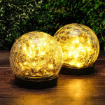 Solar Garden Light in Modern Ball Design with Colour Change