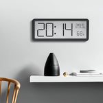 Moderne LED Wanduhr – Präzise Zeit- und Klimamessung