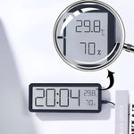 Digitaler LED Wanduhr – Großes Display mit Temperatur und Luftfeuchtigkeit