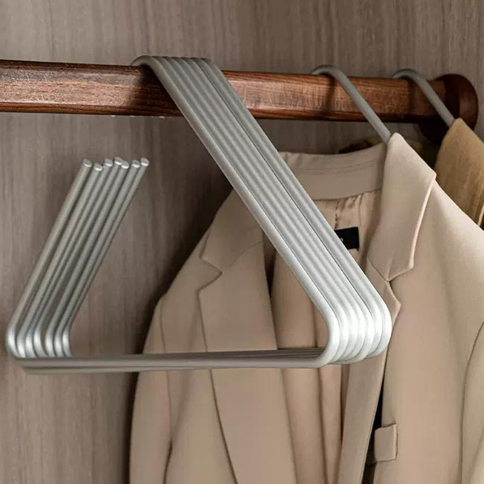 Stilvolle Aluminium-Kleiderbügel für einen aufgeräumten Schrank (5 Stück)