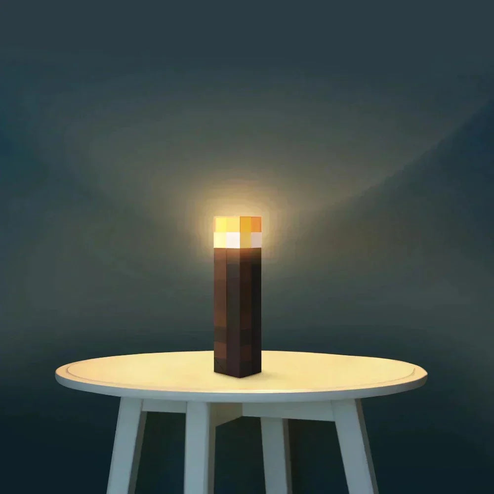 USB Lamp with Warm Light – Pixel Design for Gamers
