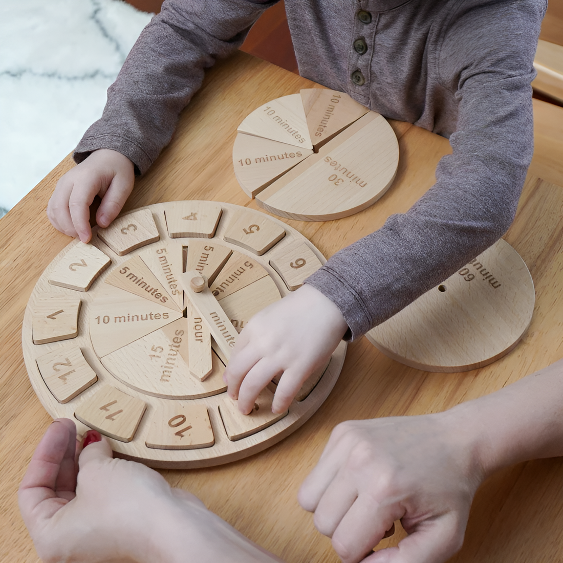Lernuhr für Kinder - Zeit und Brüche spielerisch entdecken