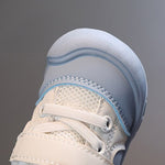 Barefoot-style shoes for babies