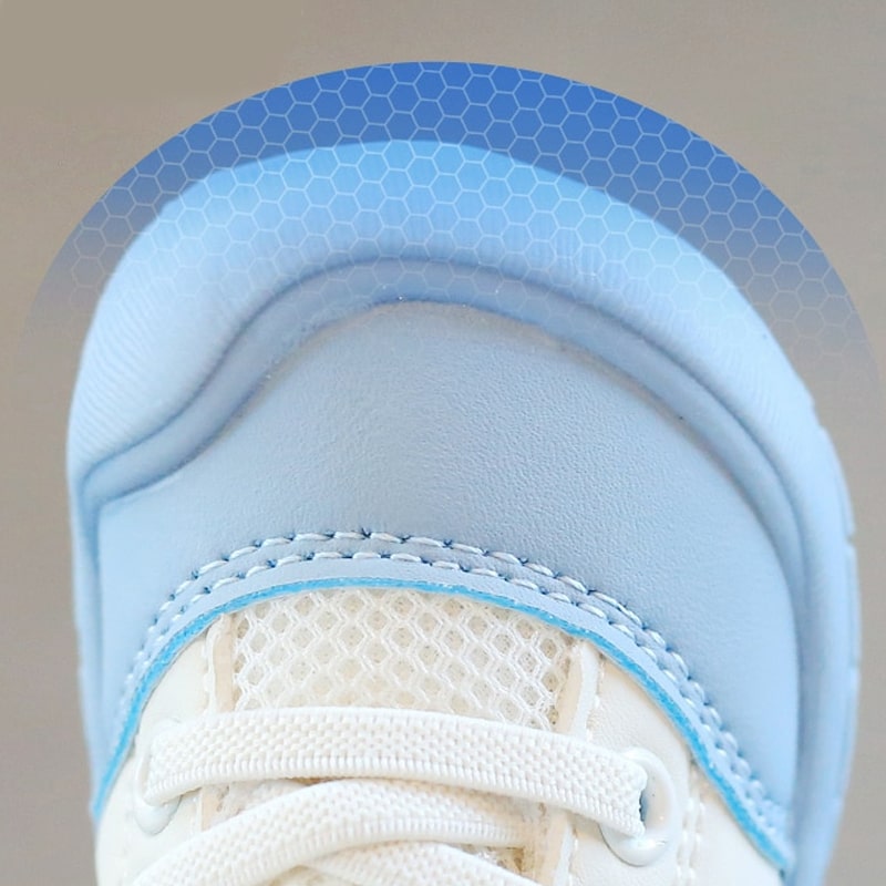 Barefoot-style shoes for babies