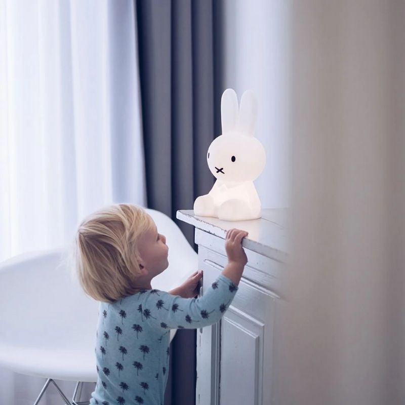 Simple Table Lamp | Stylish Home Highlight | Minimalist Bunny Figurine | LightNest