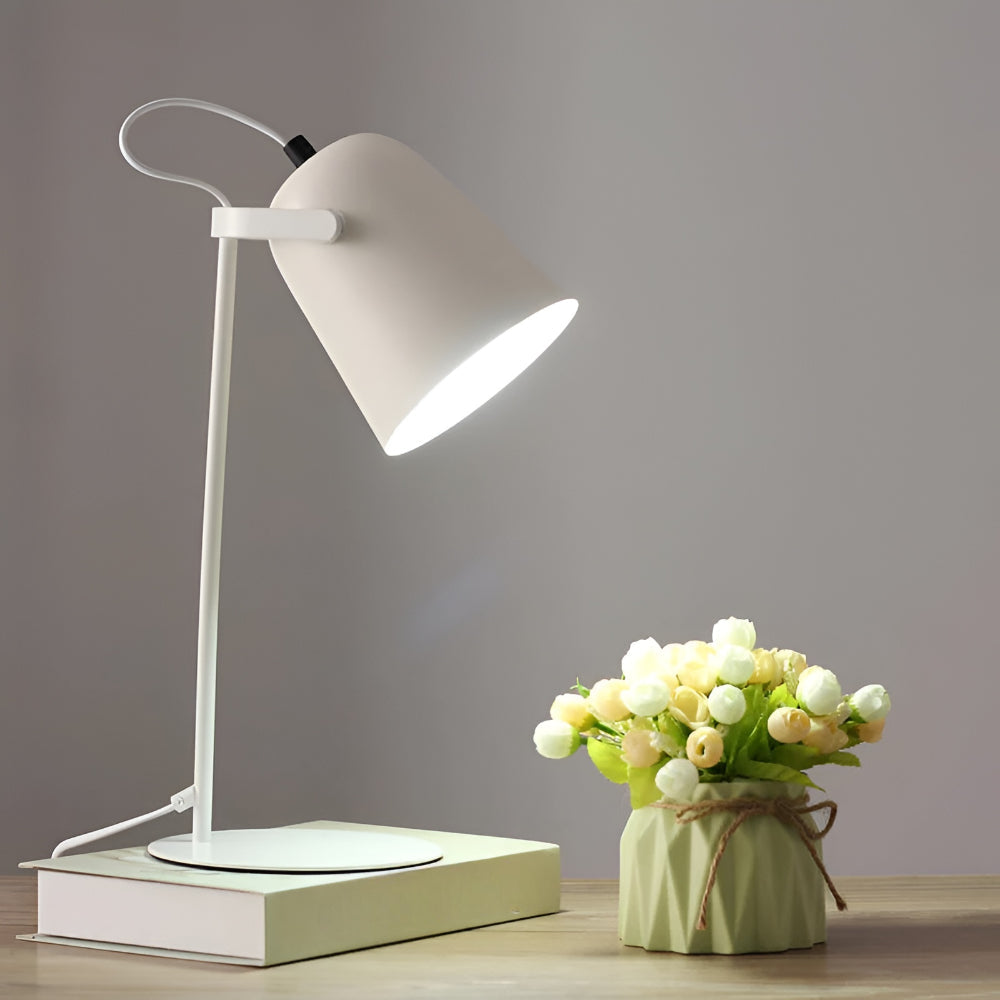 Moderne LED Leselampe für Schreibtisch und Nachttisch