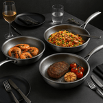 Nature-friendly frying pan without coating for every hob