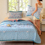 Elegant Floral Throw Blanket in Turquoise