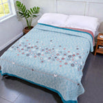 Elegant Floral Throw Blanket in Turquoise