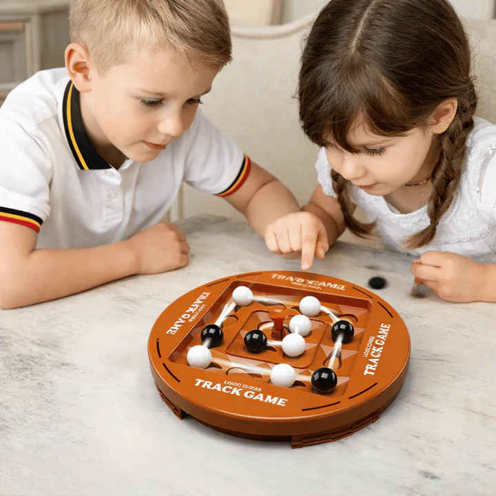 Marble Strategy Game for 2 Players – Fast, Fun, Easy to Understand