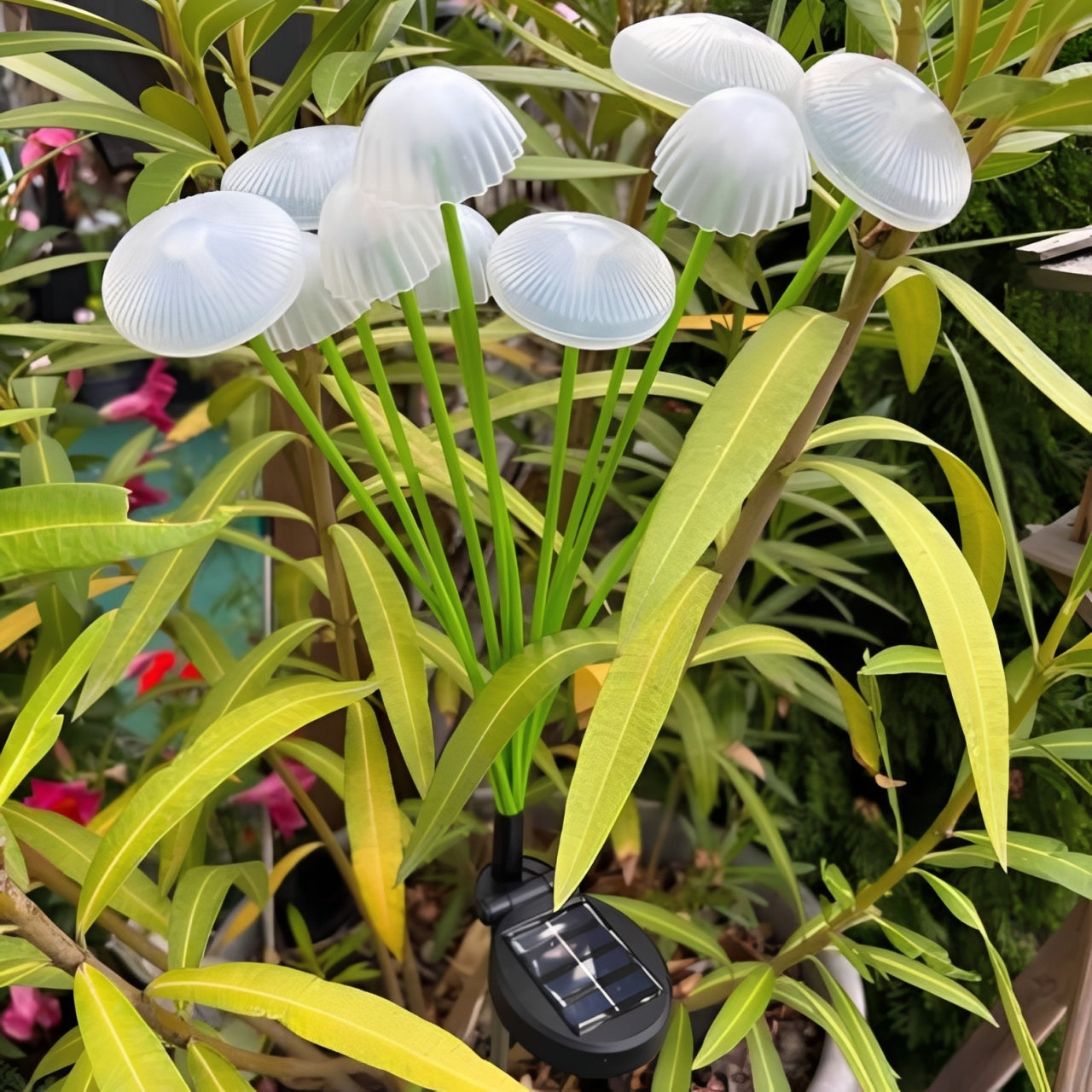Solar Jellyfish Light with Color-Changing LEDs