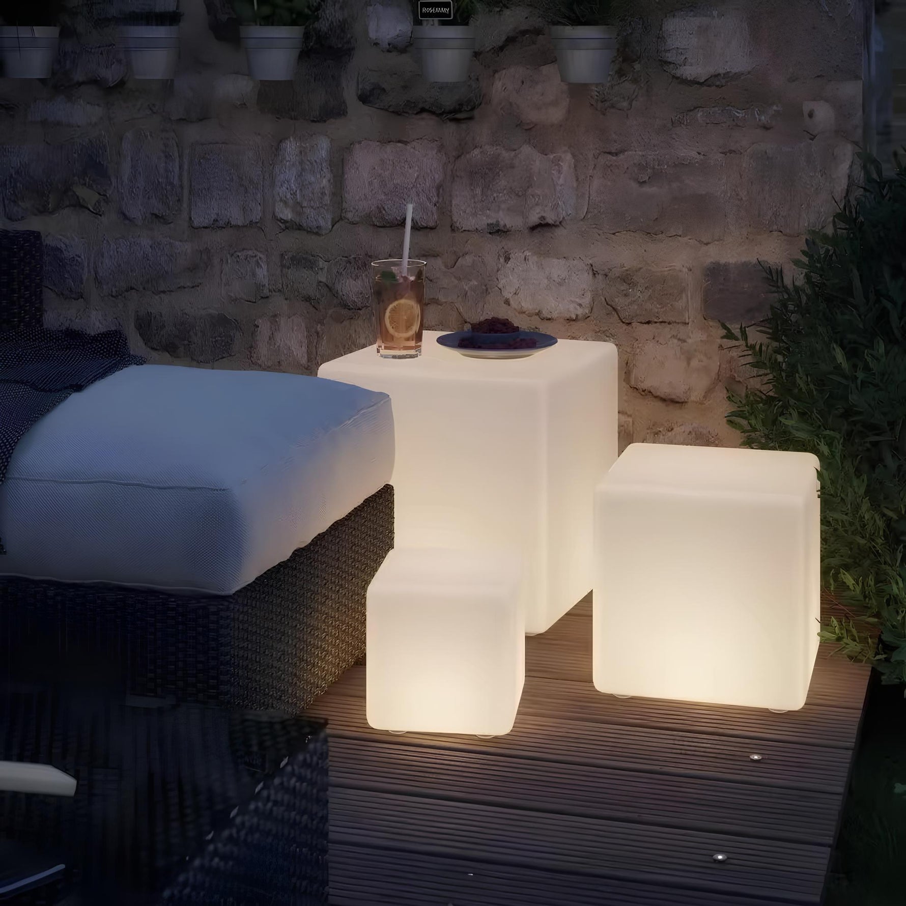 Modern LED cube lighting for garden and balcony with remote control