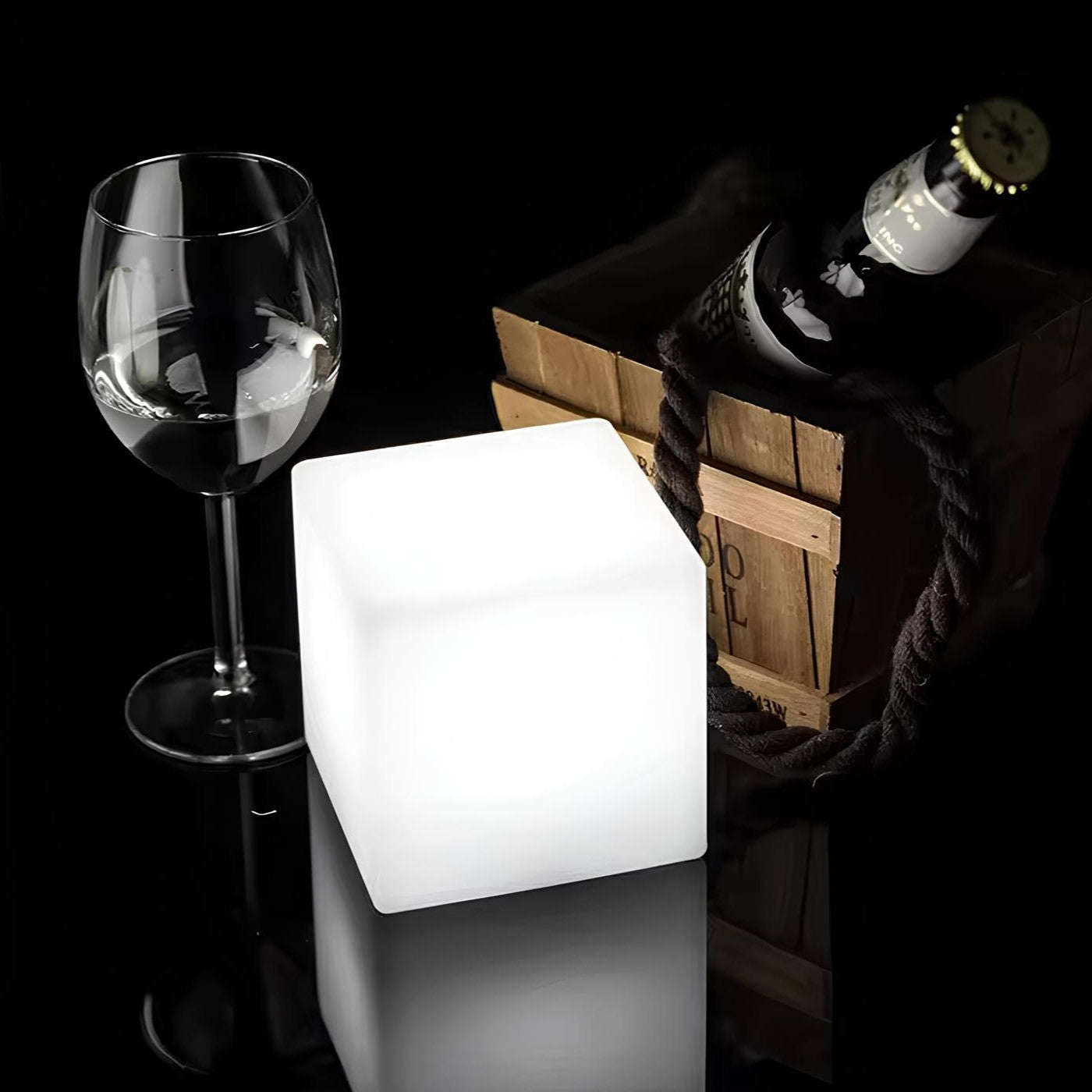 Modern LED cube lighting for garden and balcony with remote control
