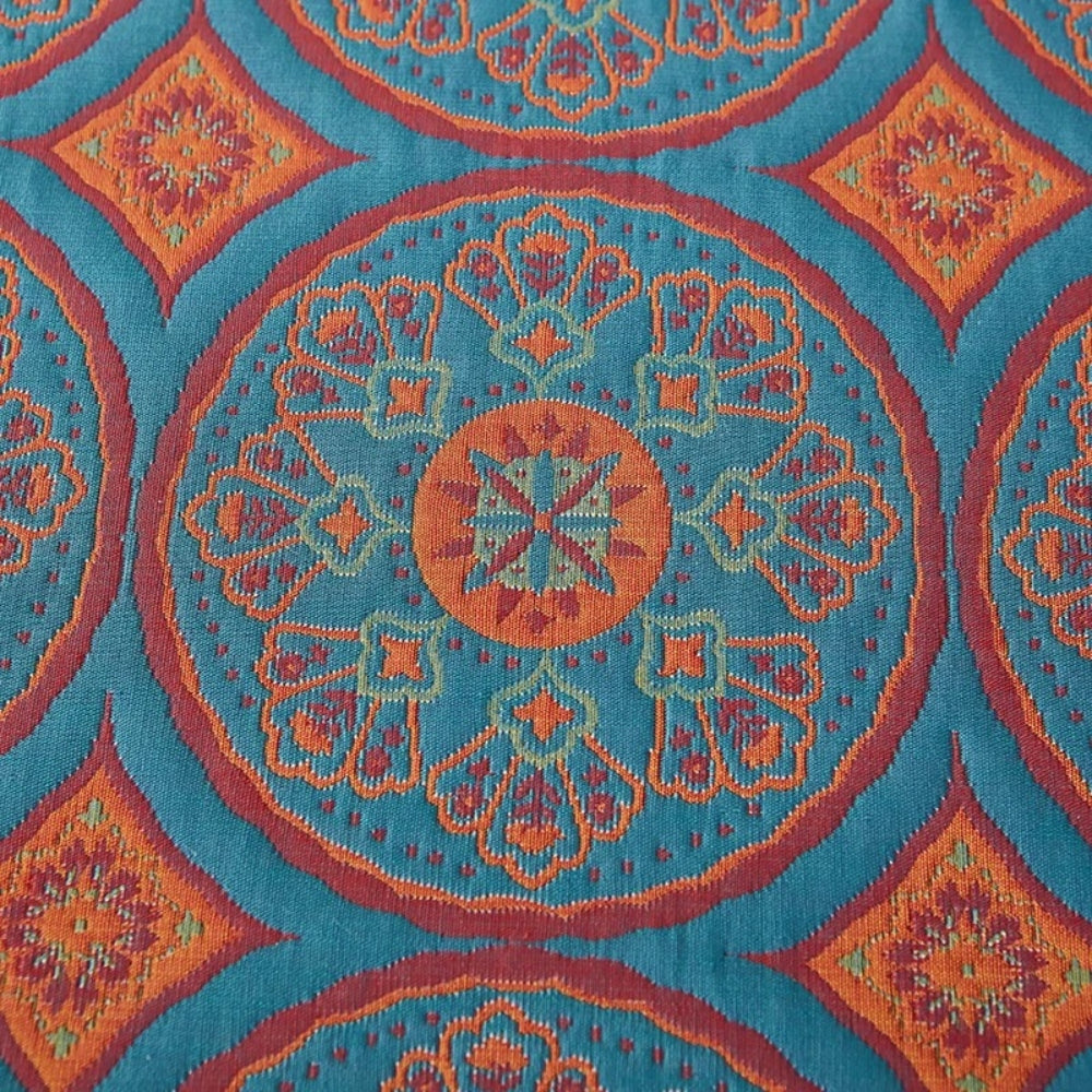 Lightweight reversible cotton summer blanket