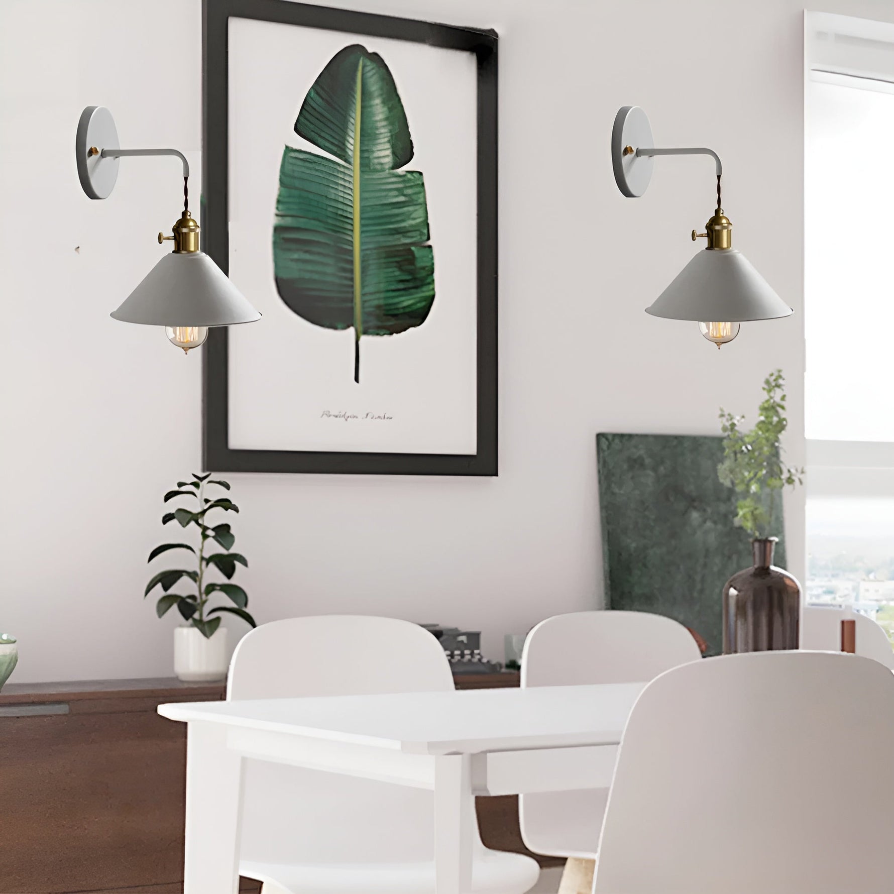 Classically Inspired Metal Cone Wall Lamp – Stylish Wall Light for Your Home