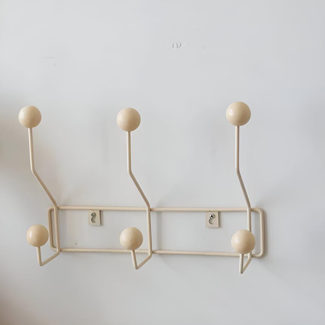 Wandgarderobe im Retro-Stil – Stilvolle Ordnung für den Eingangsbereich