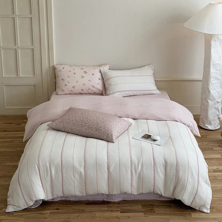 4-Piece Bedding Set Breathable Cotton Gauze Reversible Quilted