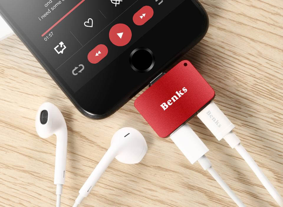 Audio Adapter Lightning Charging & Headphone Listening 3-in-1